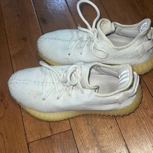 Yeezy boost 350 white